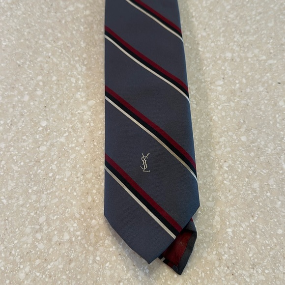YSL Yves Saint Laurent Tie - Picture 1 of 3